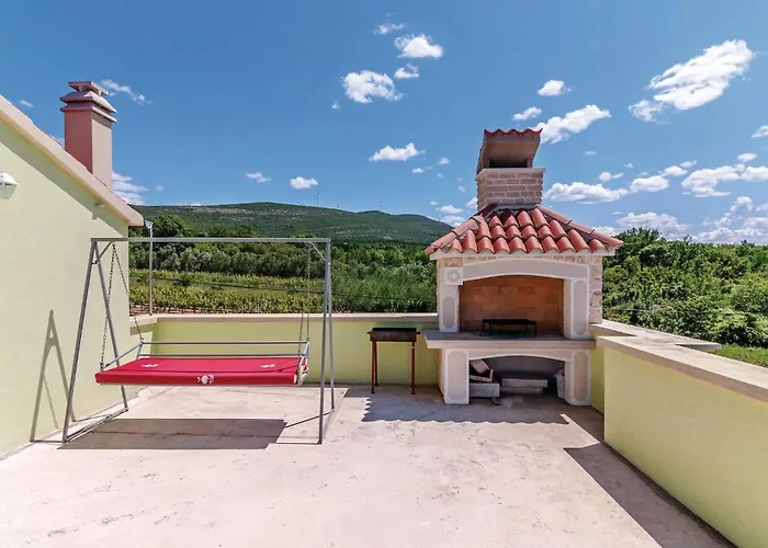 Ribnica-krusevo With Sea View X Апартаменты *